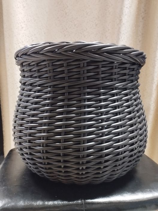 Продам кашпо для цветов