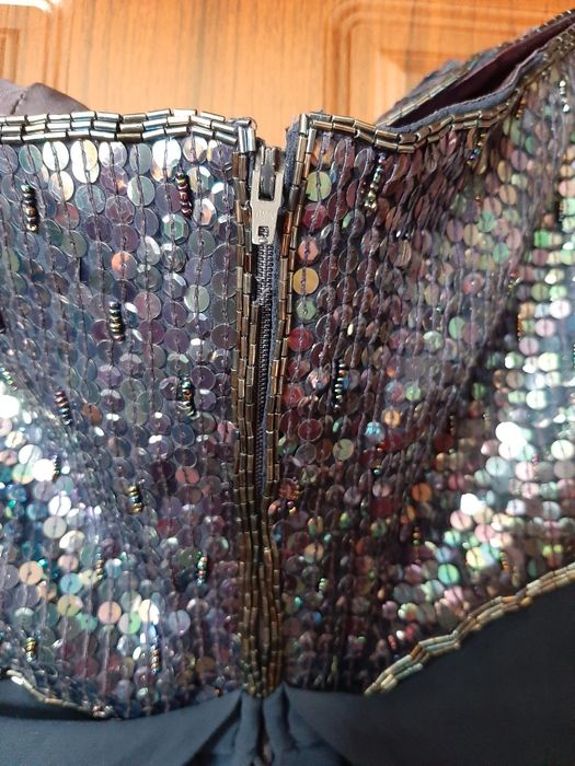 Офицлана/Бална рокля