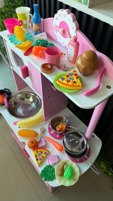 Детска дървена кухня