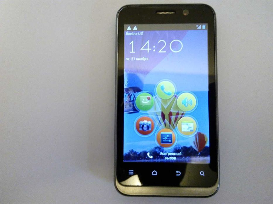 смартфон HTC Skate Acqua
