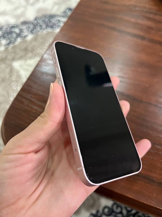 iPhone 13 mini с гарантией