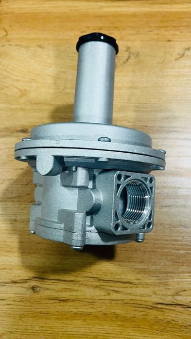 Регулятор давления газа