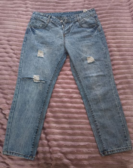 Продам джинсы женские