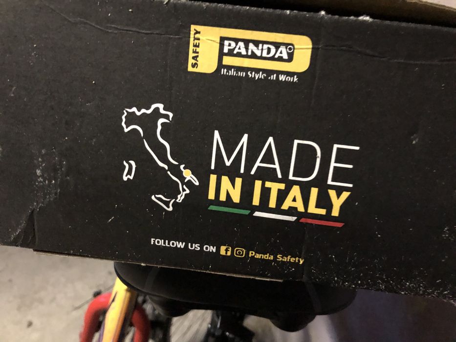 Работни обувки чисто нови!