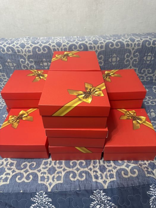 Подарочный бокс короб для подврков
