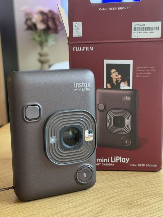 Фотоапарат за моментални снимки Fujifilm Instax Mini LiPlay (Deep Bronze)