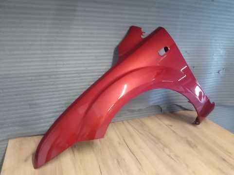 Aripa Fata Stanga Ford Focus 2/II 2004-2008 (Tango Red (Rosu))