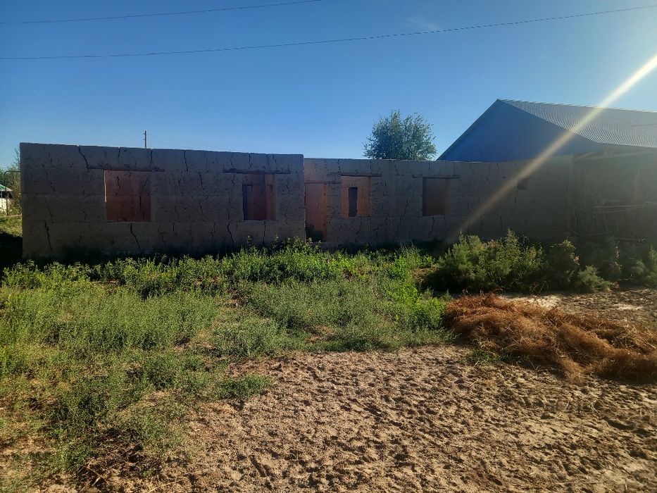 Жой сотилади 600кв