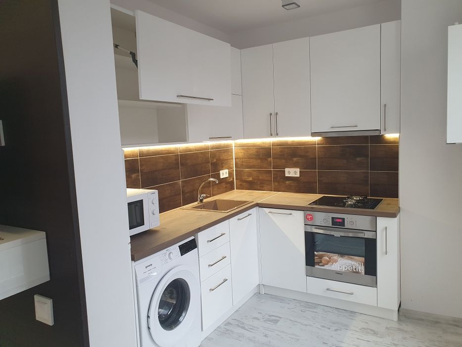 Дава се под наем Двустаен апартамент в Разград, Център - 54 кв.м за 357 € - Снимка #7