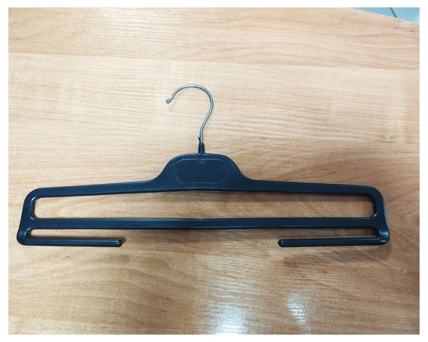 Продам плечики/вешалки