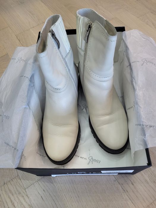 Продам зимние сапоги б/у