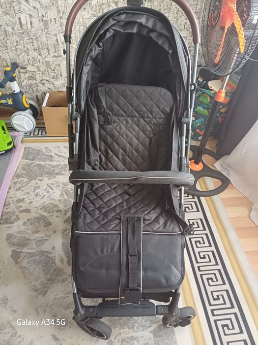 Продам новую коляску!