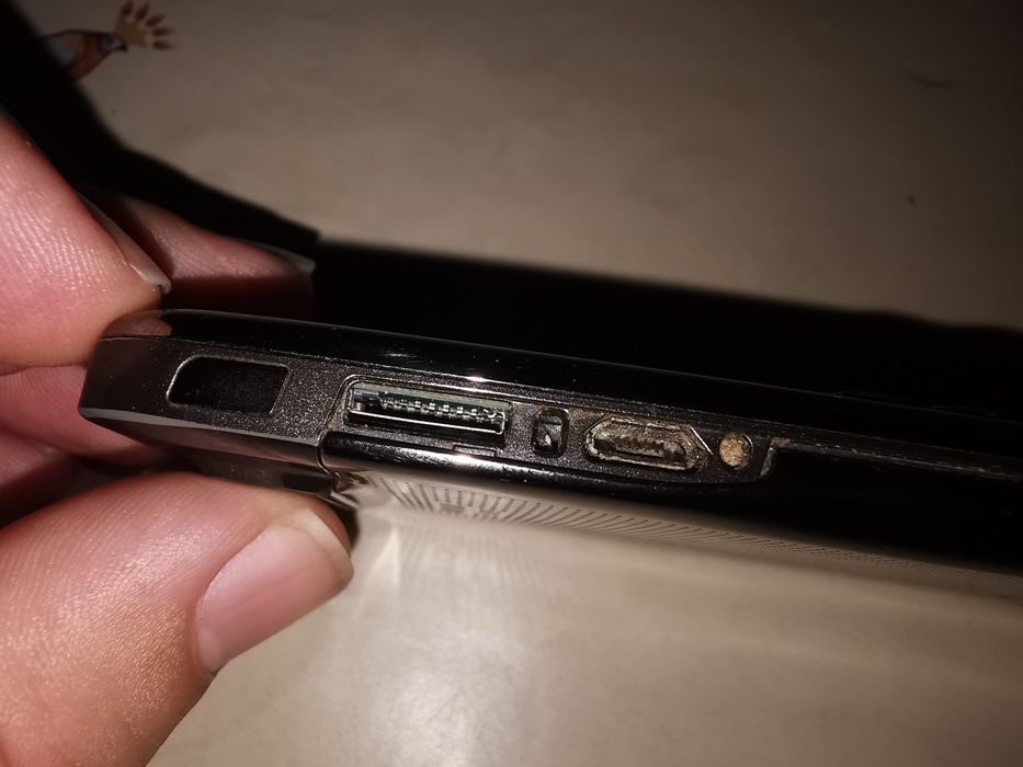 Телефон NOKIA E71