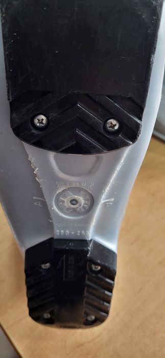 Clapari Nordica femei 250-255