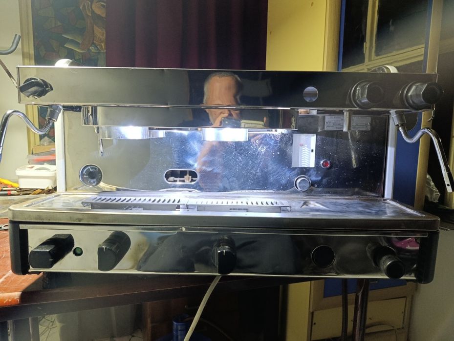 Ижорага берлади барный комплект. Кофемашина la cimbali, блендер, шейк.