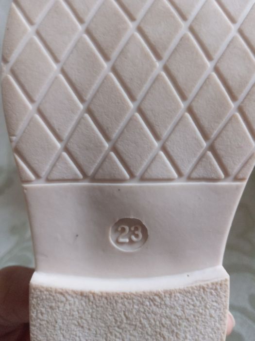 Обувь для девочки