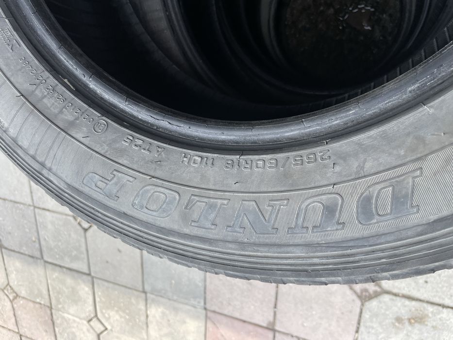 Шины 265,60 р18 дунлоп