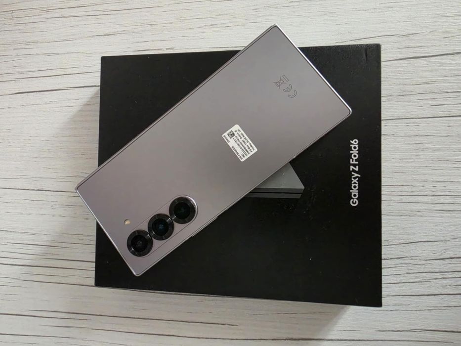 Samsung Z fold 6