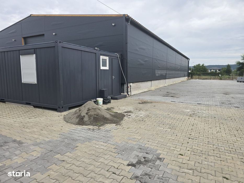 Spatiu Comercial 620 mp.parcare,birou,vestiar,baie