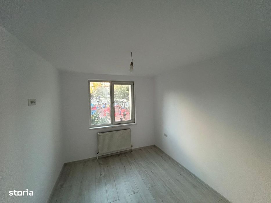 Apartament 3 camere etaj 1 zona orion renovat complet