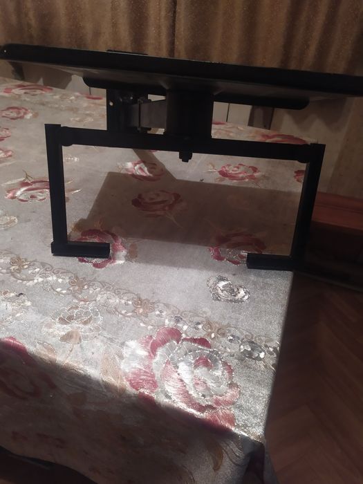 Крепление для телевизора