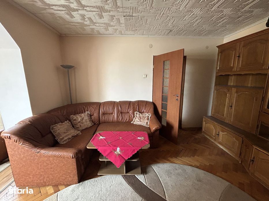 Vand apart.3 cam.ultracentral,B-dul Dragalina,et.1/4,centrala pe gaz