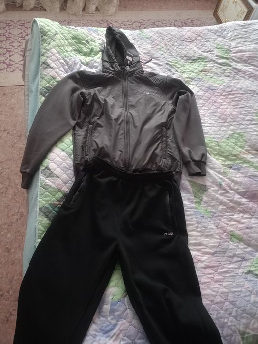 Продам костюм  новый