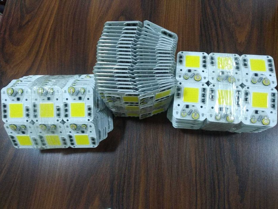 50 W  LED  чип для светодиодных прожекторов   (оригинал)