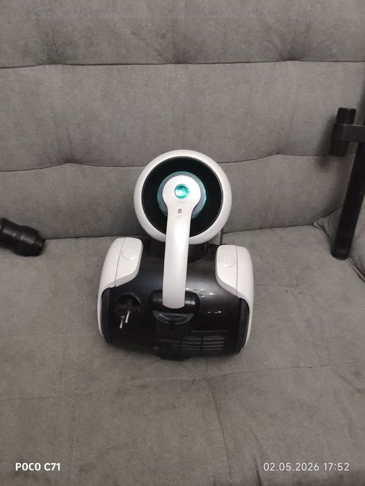 Продам пылесос artel