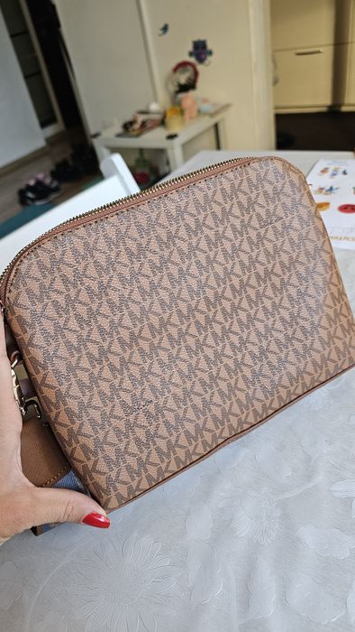 Geanta Michael Kors piele