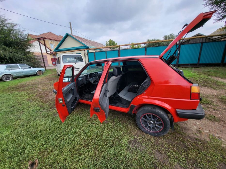Продам Volkswagen Golf 2