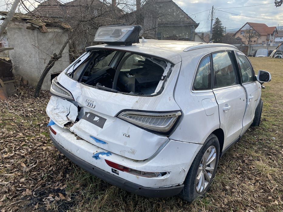 Audi q5/ facelift/avariat