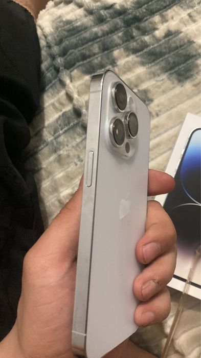 Айфон 14про.