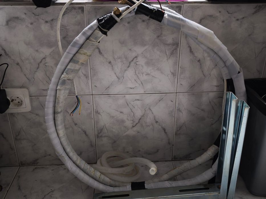 климатик с 4-метров кабел