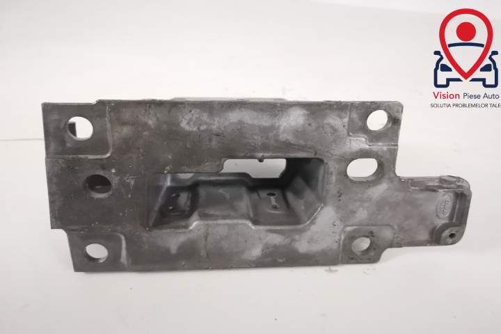 Лендроувер Дефендер / Land Rover Defender Оригинален десен лонжерон но