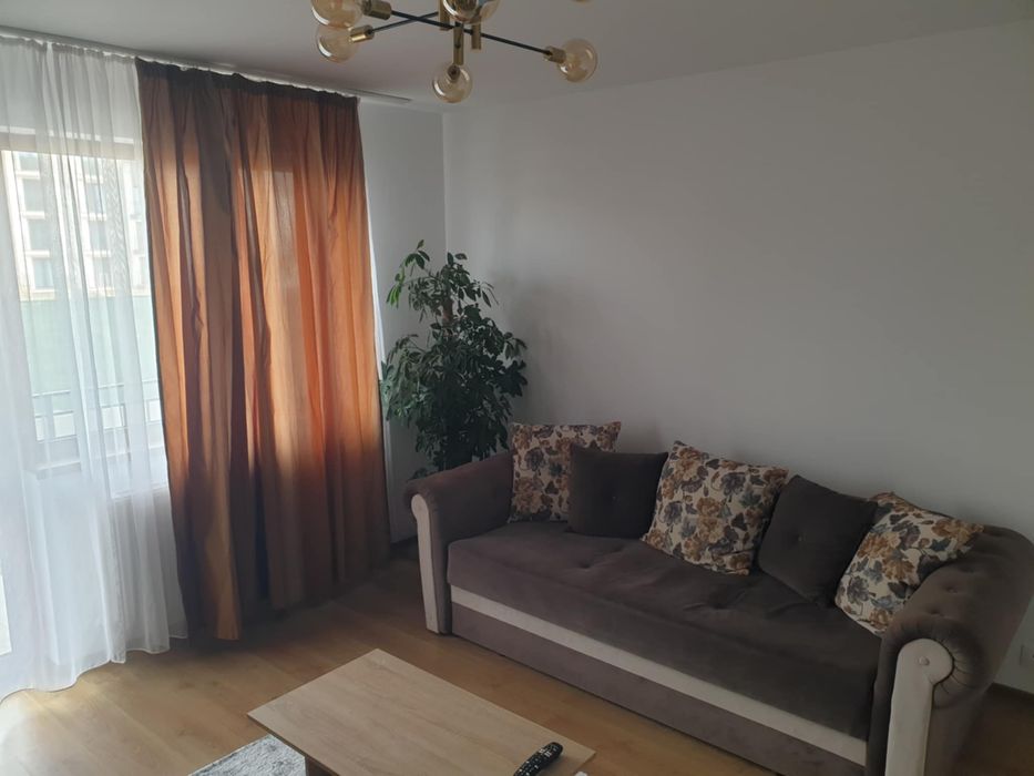 Apartament 3 camere decomandat de inchiriat