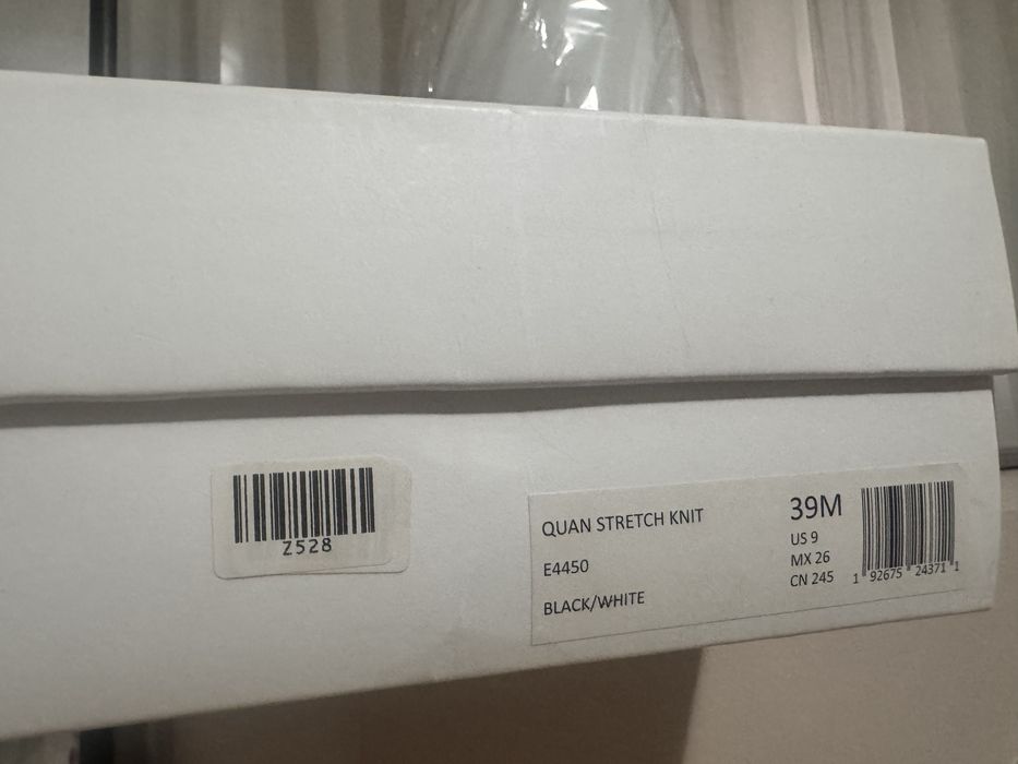 Обувки от Calvin Klein-39