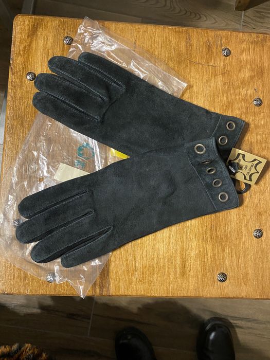 Manuși de damă și bărbătești din piele