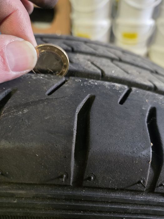 Продавам джанти с гуми