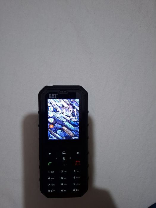 Telefon CAT  B35