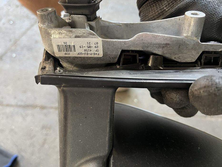 Огледало бмв х1 ф48 електрическо ( ogledalo bmw x1 f48 el pribirane )