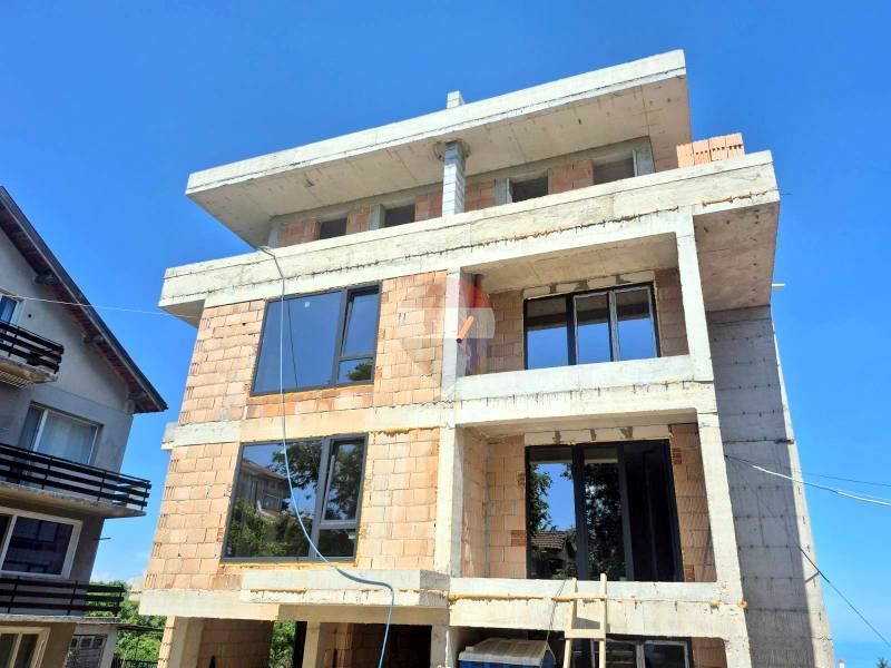 Двустаен апартамент, кв. Галата, гр. Варна Т4557