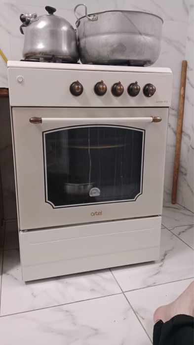 Газовая плита Artel