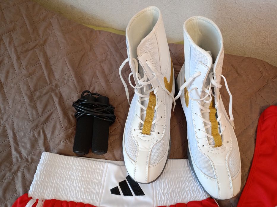 Продам боксёрскую форму