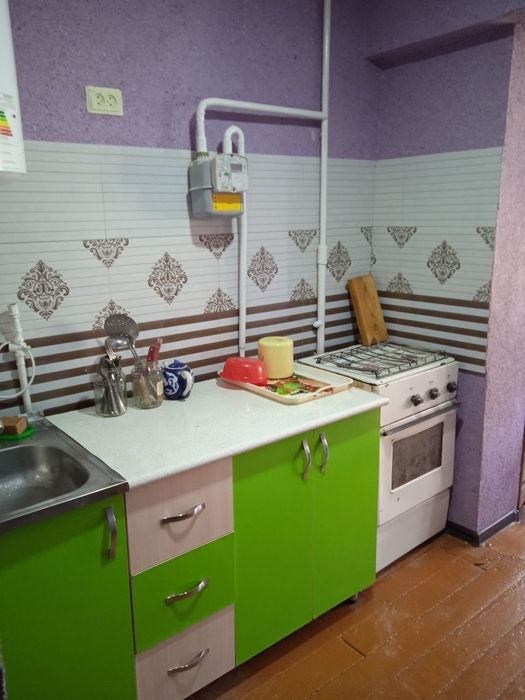 Квартира продаётся город нурафшон.