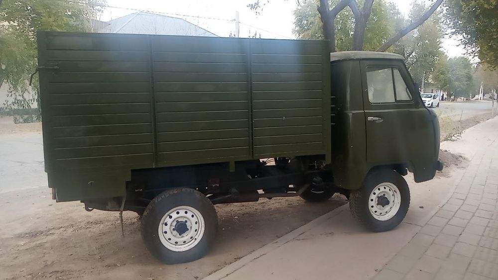 УАЗ сатылады мото 100 коробка 100 задный передний мост 37