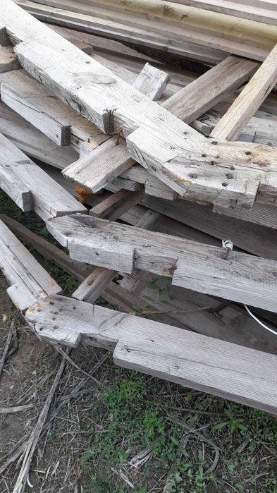 Стропила для крыши.