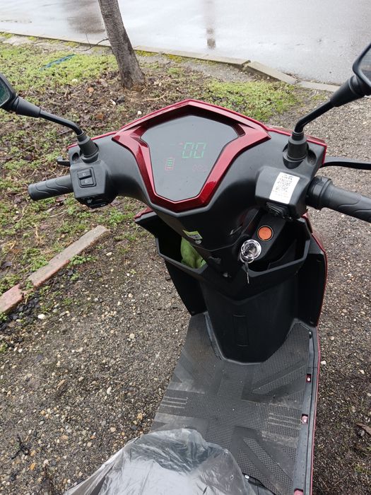 Vand scuter electric marca Volta nou nefolosit