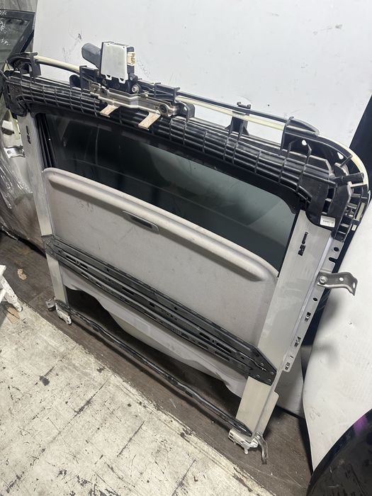 Люк на Камри 50, 55