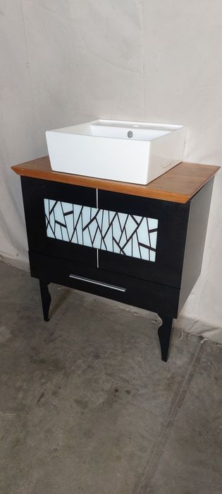 Шкаф за мивка за баня